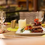 酒店 & Restaurant Am Alten Rhin 诺伊鲁平