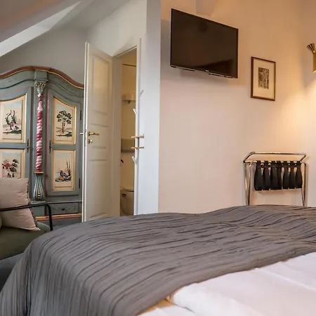 & Restaurant Am Alten Rhin Hotel