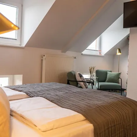 Hotel & Restaurant Am Alten Rhin 3*