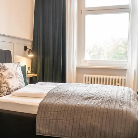 & Restaurant Am Alten Rhin