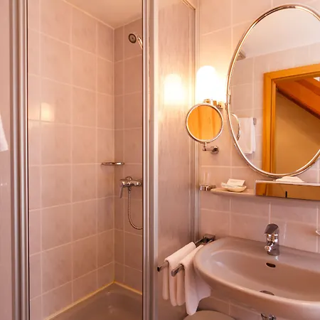 Hotel Hotel & Restaurant Am Alten Rhin 3*