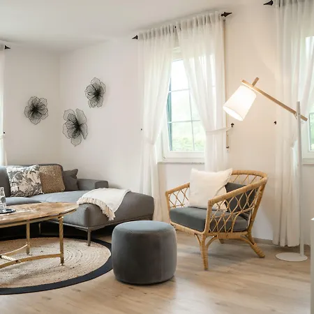 Hotel Hotel & Restaurant Am Alten Rhin 3*