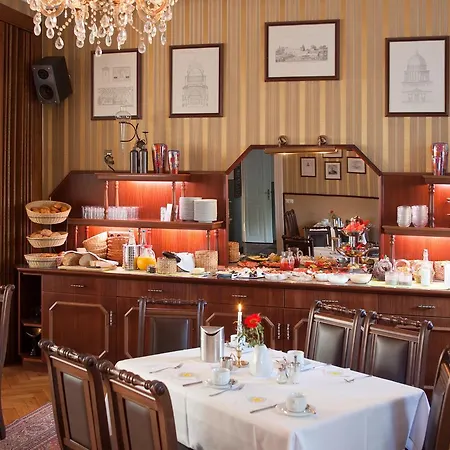 & Restaurant Am Alten Rhin