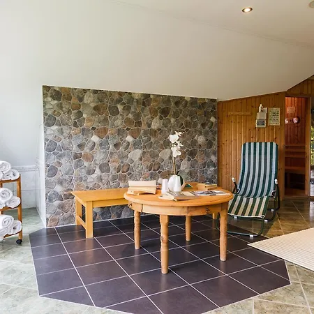 Hotel Hotel & Restaurant Am Alten Rhin 3*