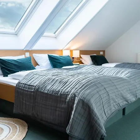 Hotel & Restaurant Am Alten Rhin 3* Neuruppin