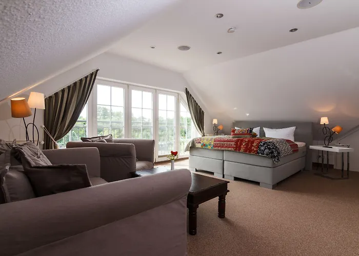 Hotel & Restaurant Am Alten Rhin 3*