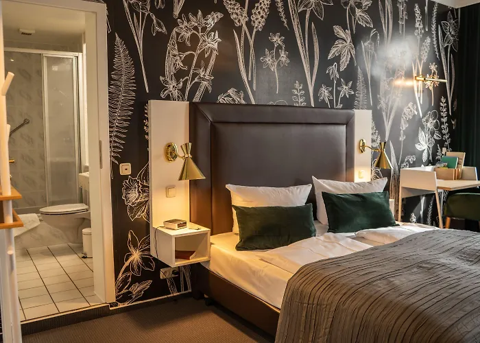 & Restaurant Am Alten Rhin 3* Neuruppin