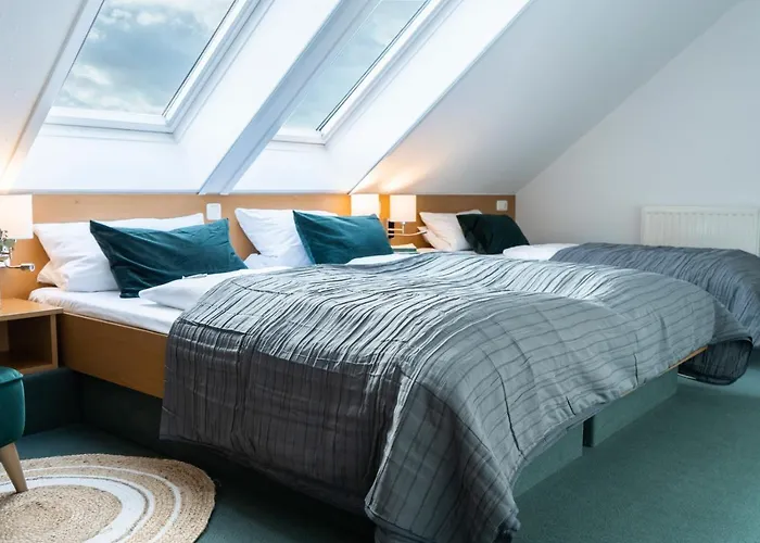 & Restaurant Am Alten Rhin 3* Neuruppin