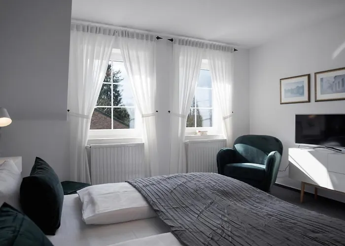 & Restaurant Am Alten Rhin Hotel Neuruppin